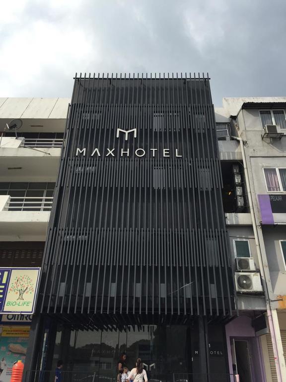 Max Hotel Subang Jaya Kültér fotó